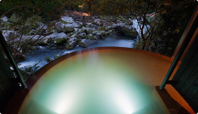 露天風呂「睦實之湯」